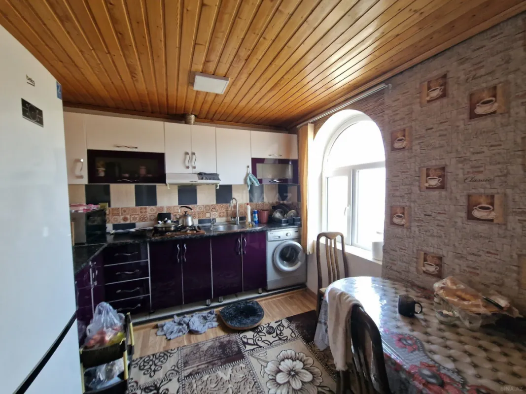 Satılır 4 otaqlı həyət evi 147 m²