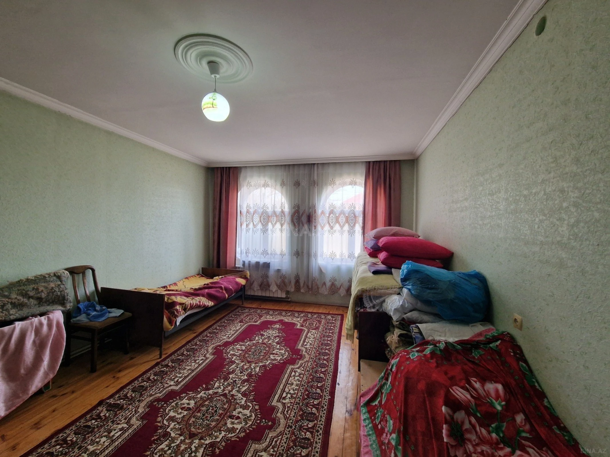 Satılır 4 otaqlı həyət evi 147 m²