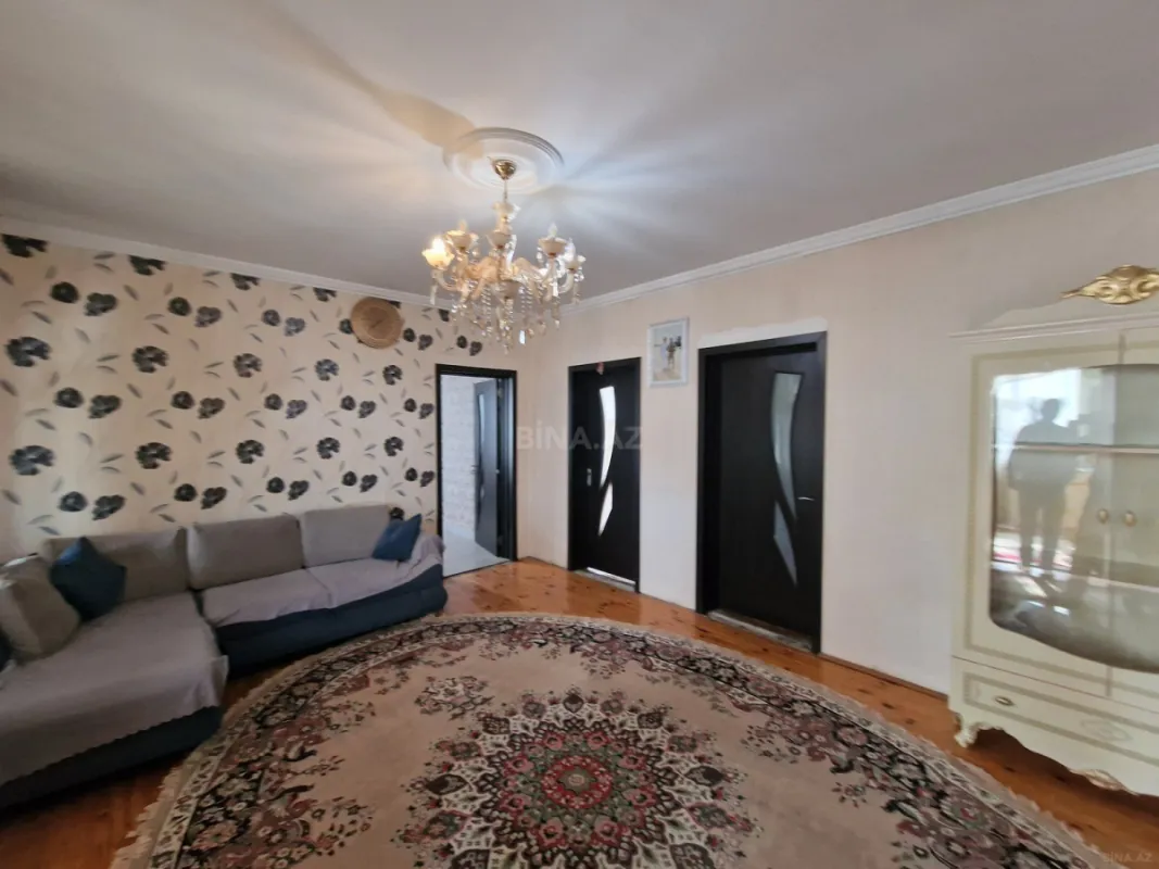 Satılır 4 otaqlı həyət evi 147 m²