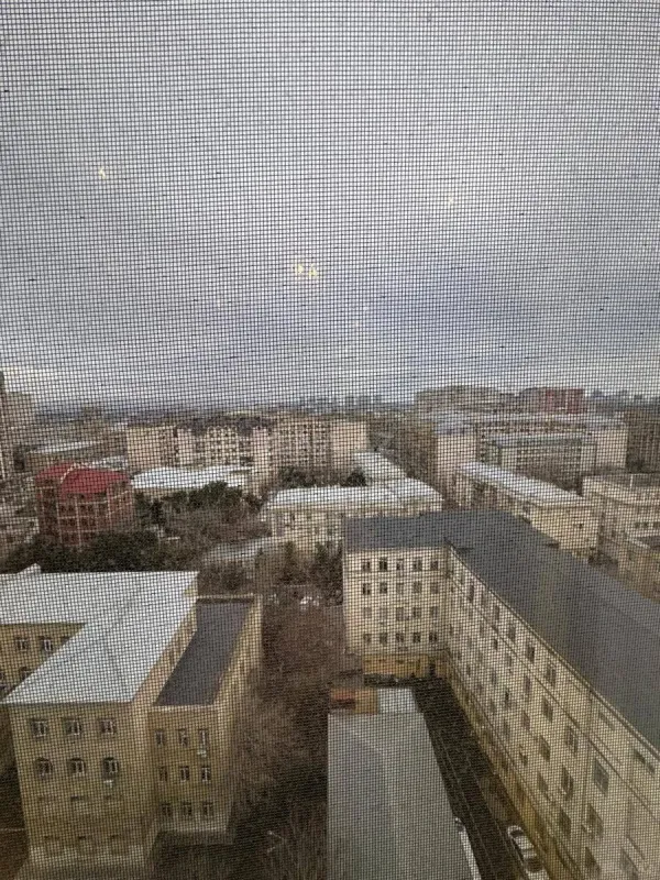 Satılır 4 otaqlı mənzil 210 m²