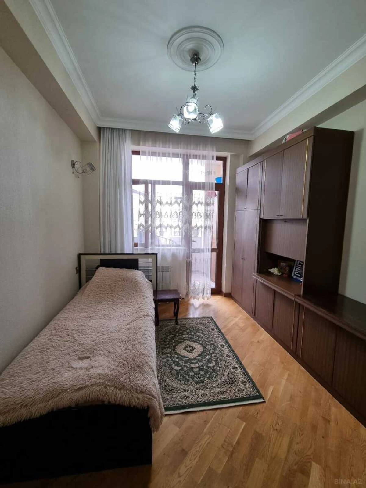 Satılır 4 otaqlı mənzil 115 m²
