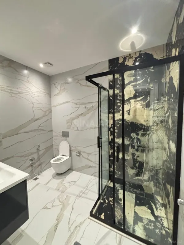 Kirayə verilir 3 otaqlı mənzil 140 m²