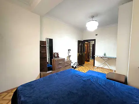 Kirayə verilir 2 otaqlı mənzil 70 m²