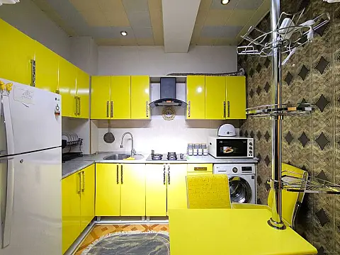 Kirayə verilir 2 otaqlı mənzil 70 m²