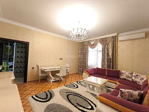 Kirayə verilir 2 otaqlı mənzil 70 m²