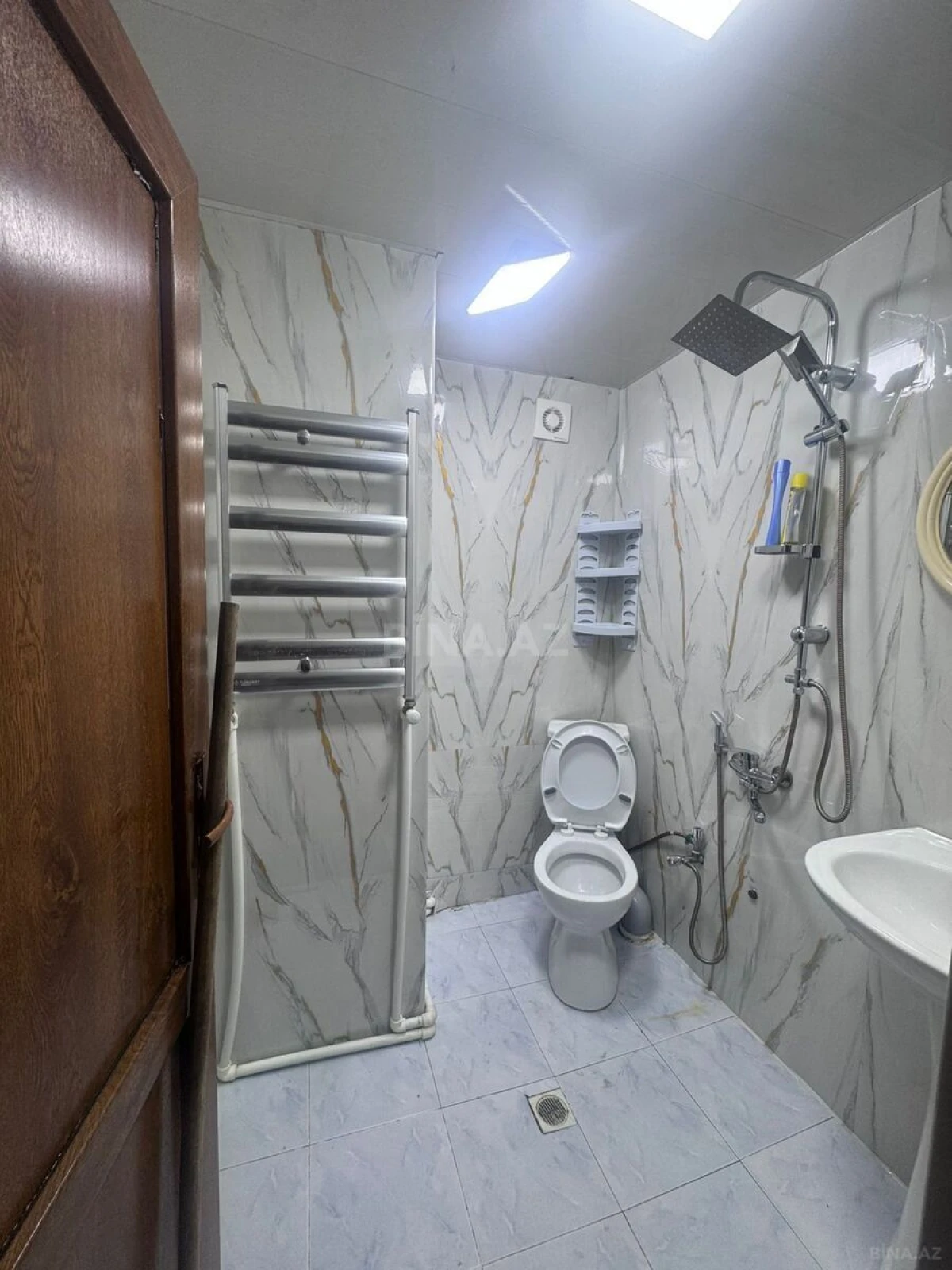 Kirayə verilir 2 otaqlı mənzil 44 m²