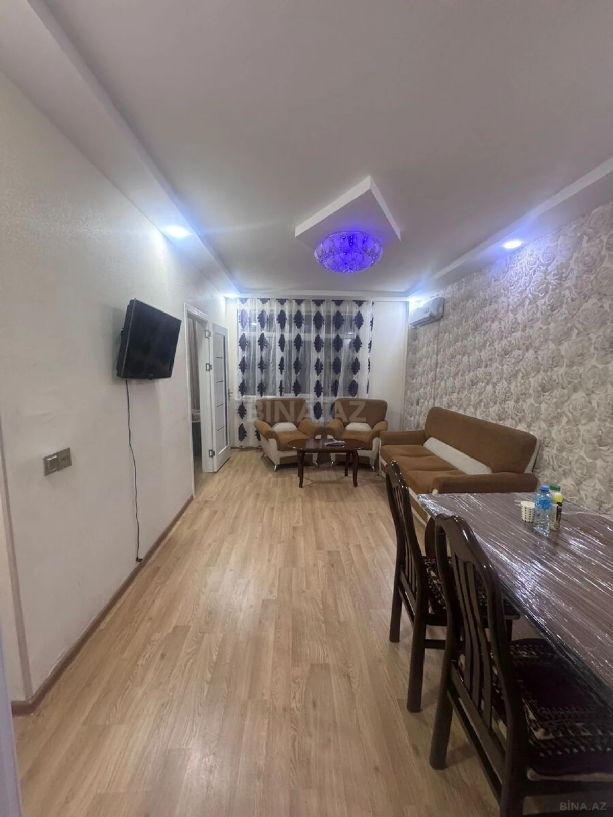 Kirayə verilir 2 otaqlı mənzil 44 m²