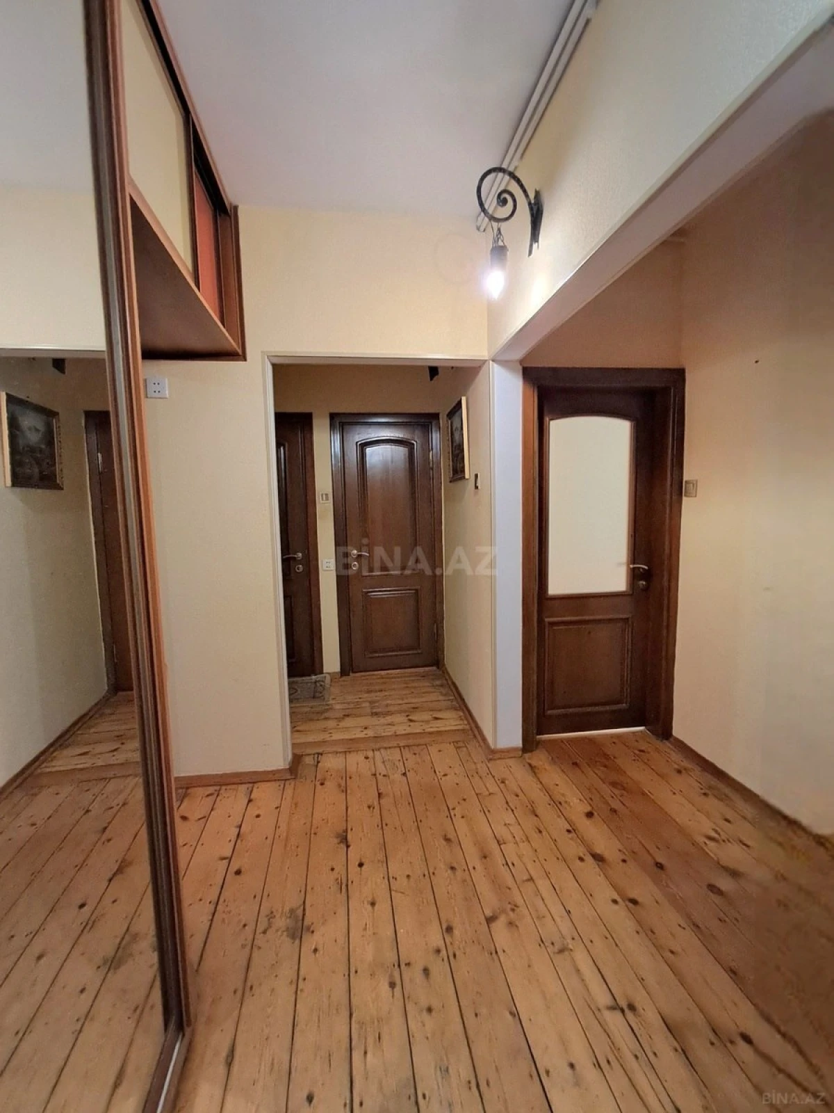 Satılır 3 otaqlı mənzil 73 m²