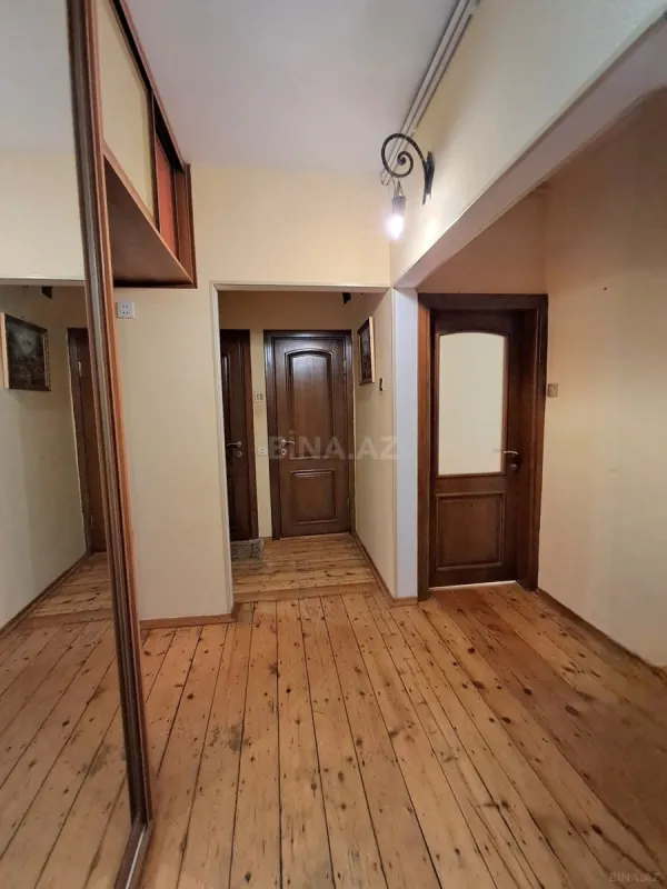 Satılır 3 otaqlı mənzil 73 m²