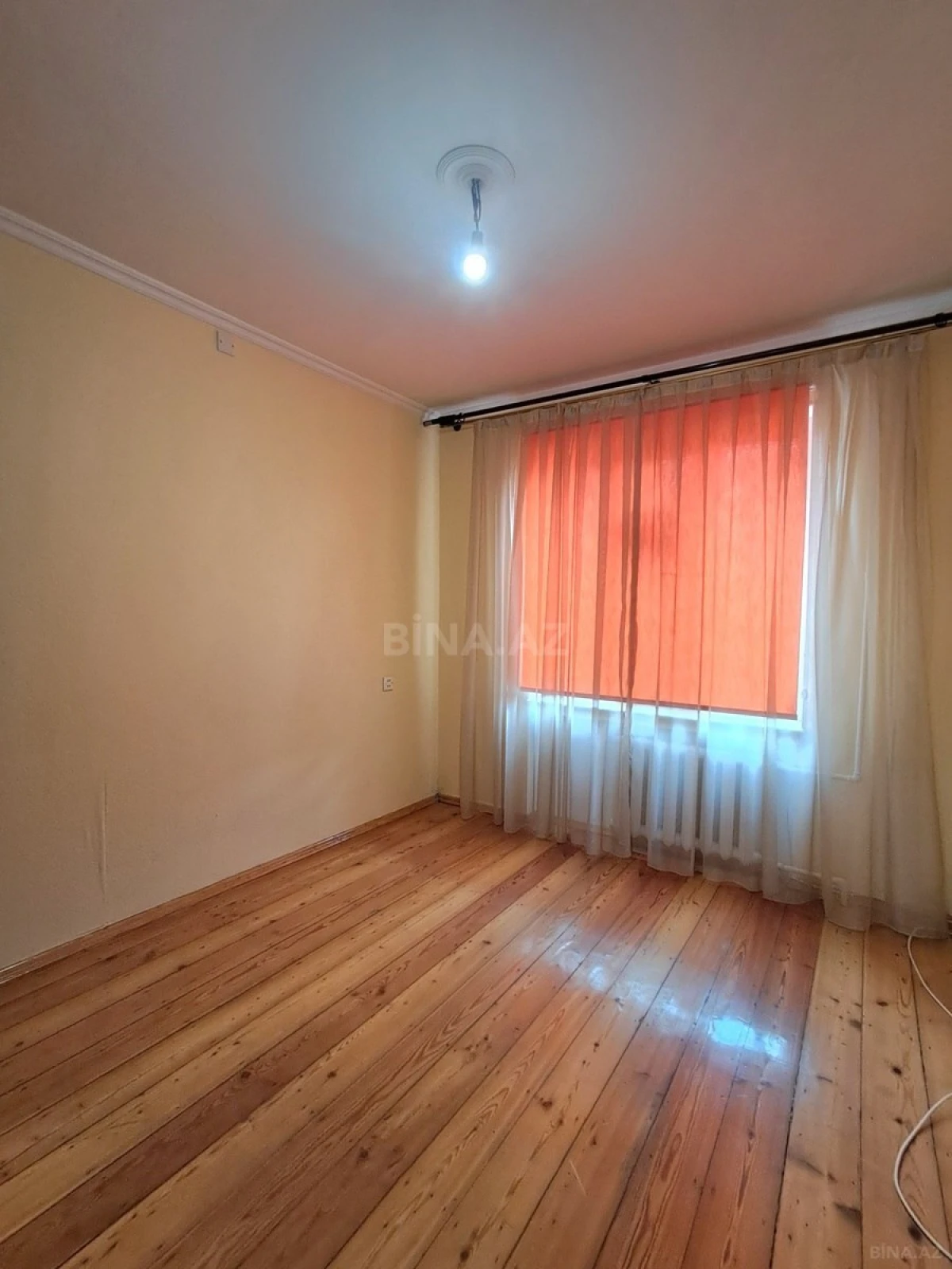 Satılır 3 otaqlı mənzil 73 m²