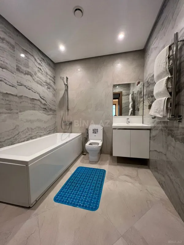 Kirayə verilir 4 otaqlı mənzil 230 m²