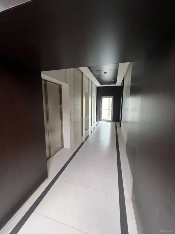 Kirayə verilir 4 otaqlı mənzil 230 m²
