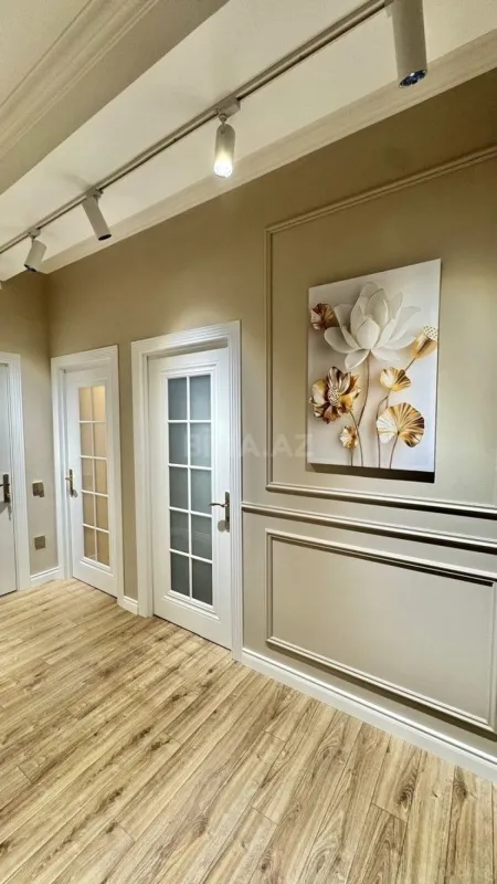 Satılır 2 otaqlı mənzil 55 m²