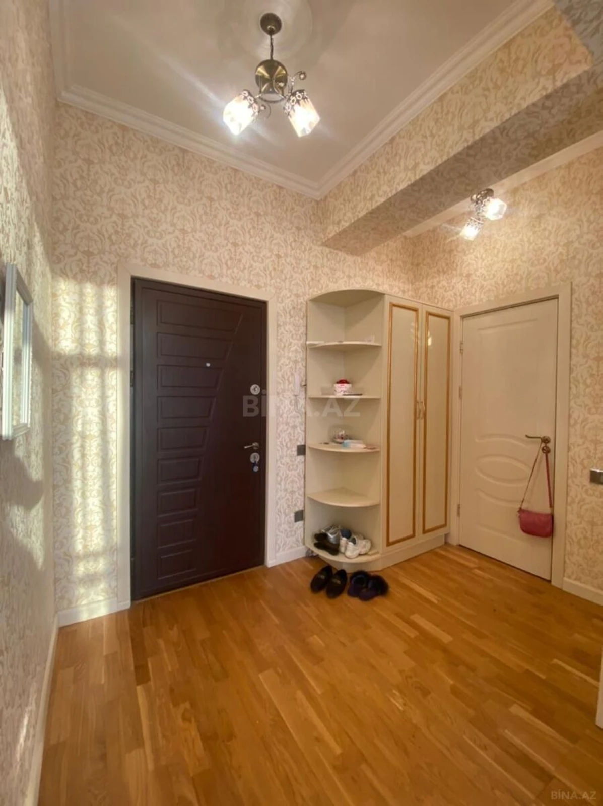 Satılır 2 otaqlı mənzil 51 m²