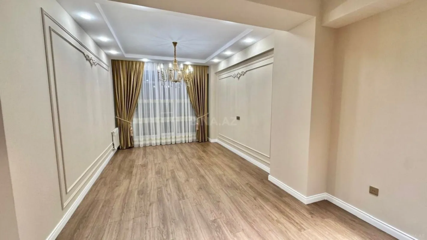 Satılır 2 otaqlı mənzil 77 m²