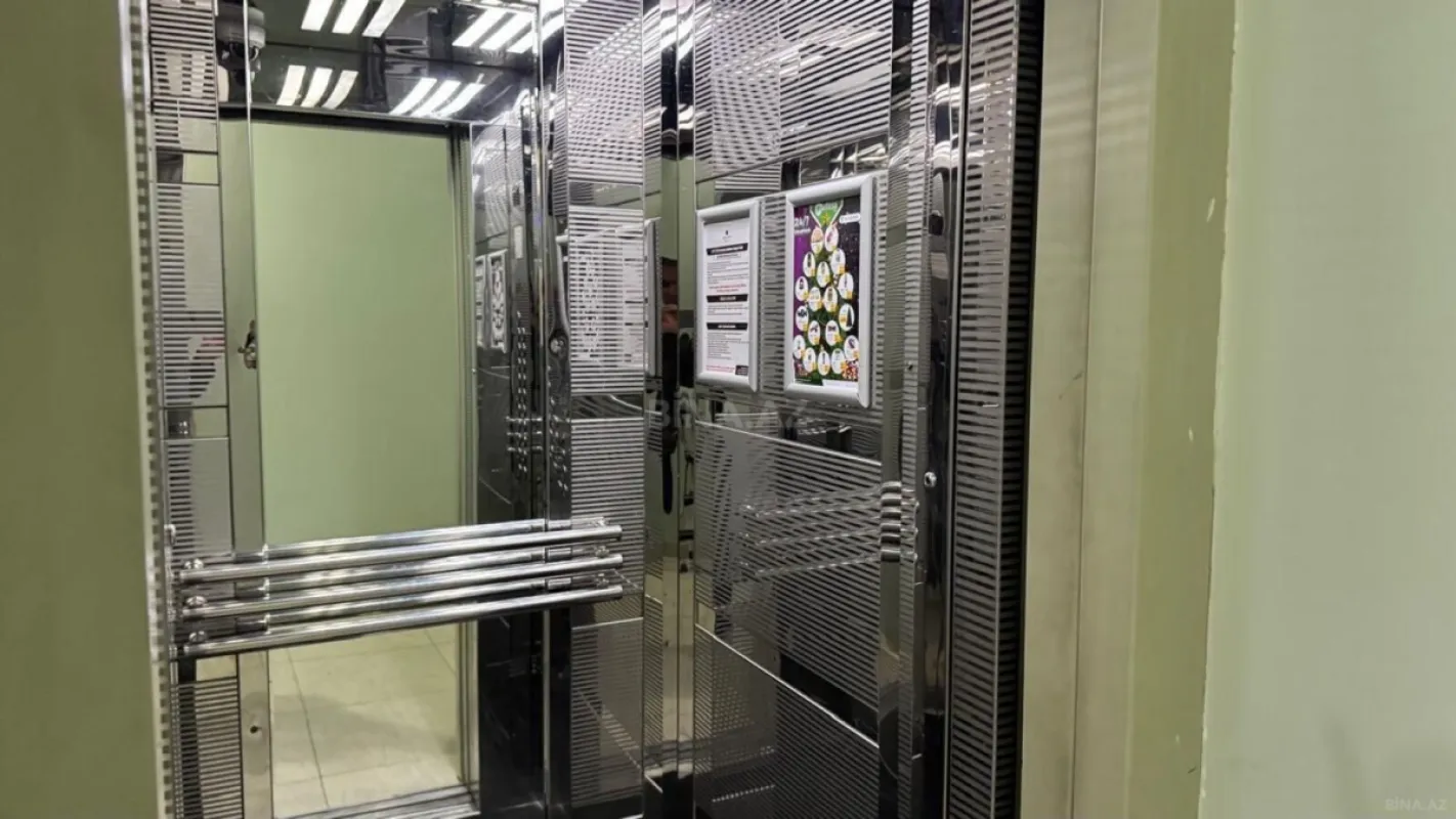 Satılır 2 otaqlı mənzil 77 m²