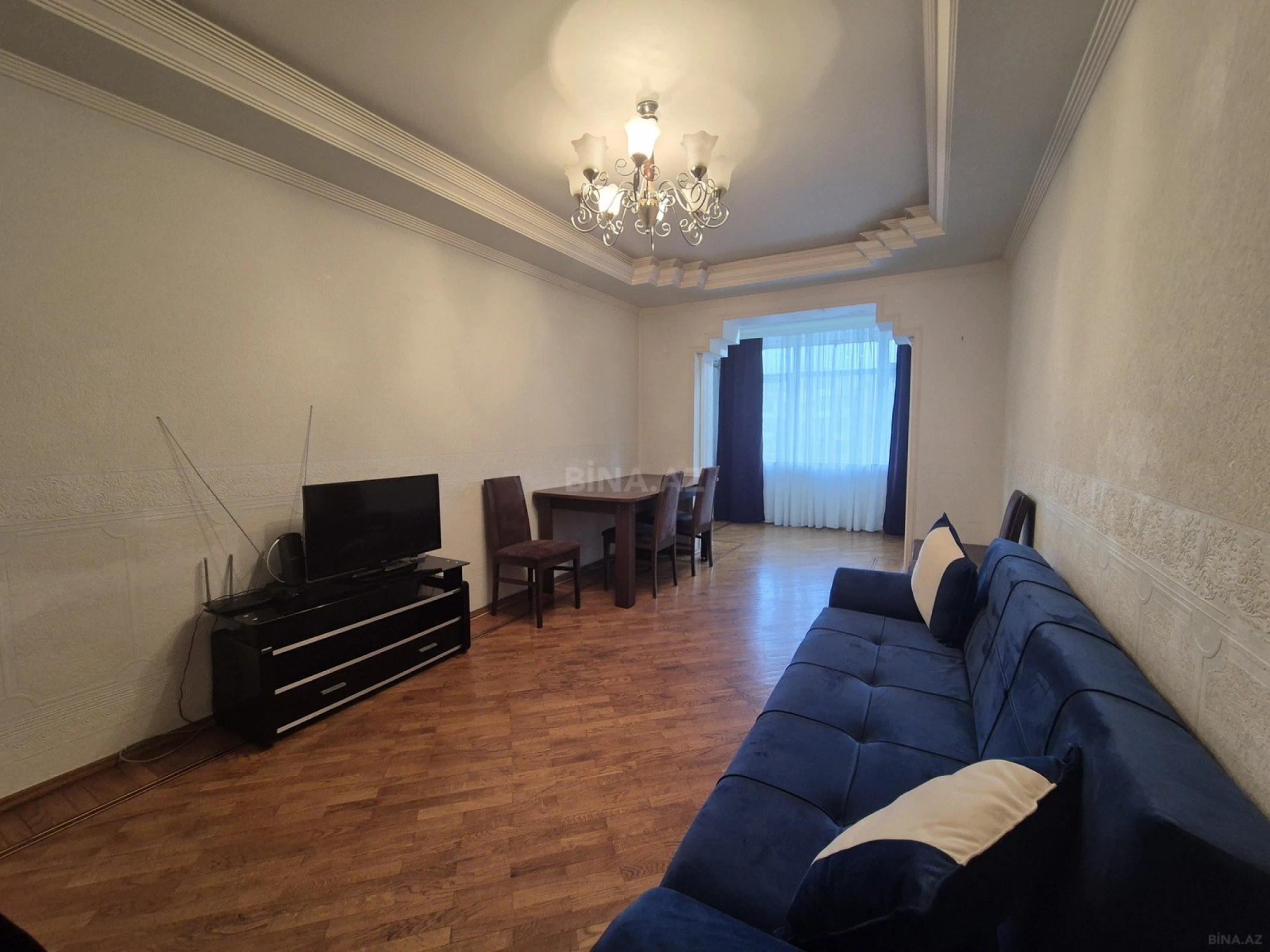 Kirayə verilir 2 otaqlı mənzil 75 m²