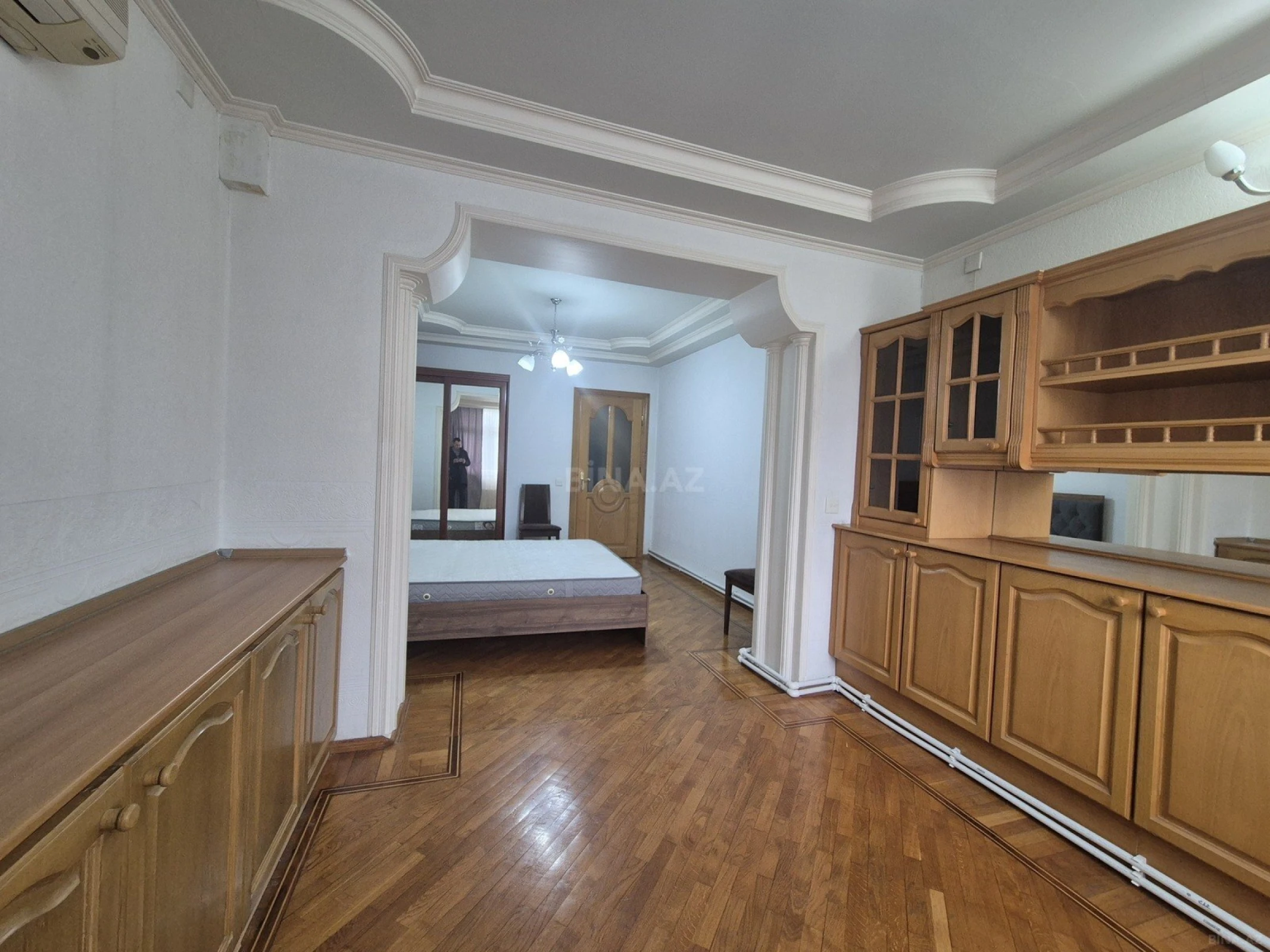 Kirayə verilir 2 otaqlı mənzil 75 m²