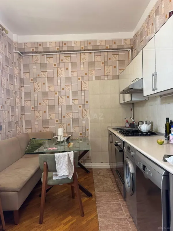 Satılır 3 otaqlı mənzil 95 m²