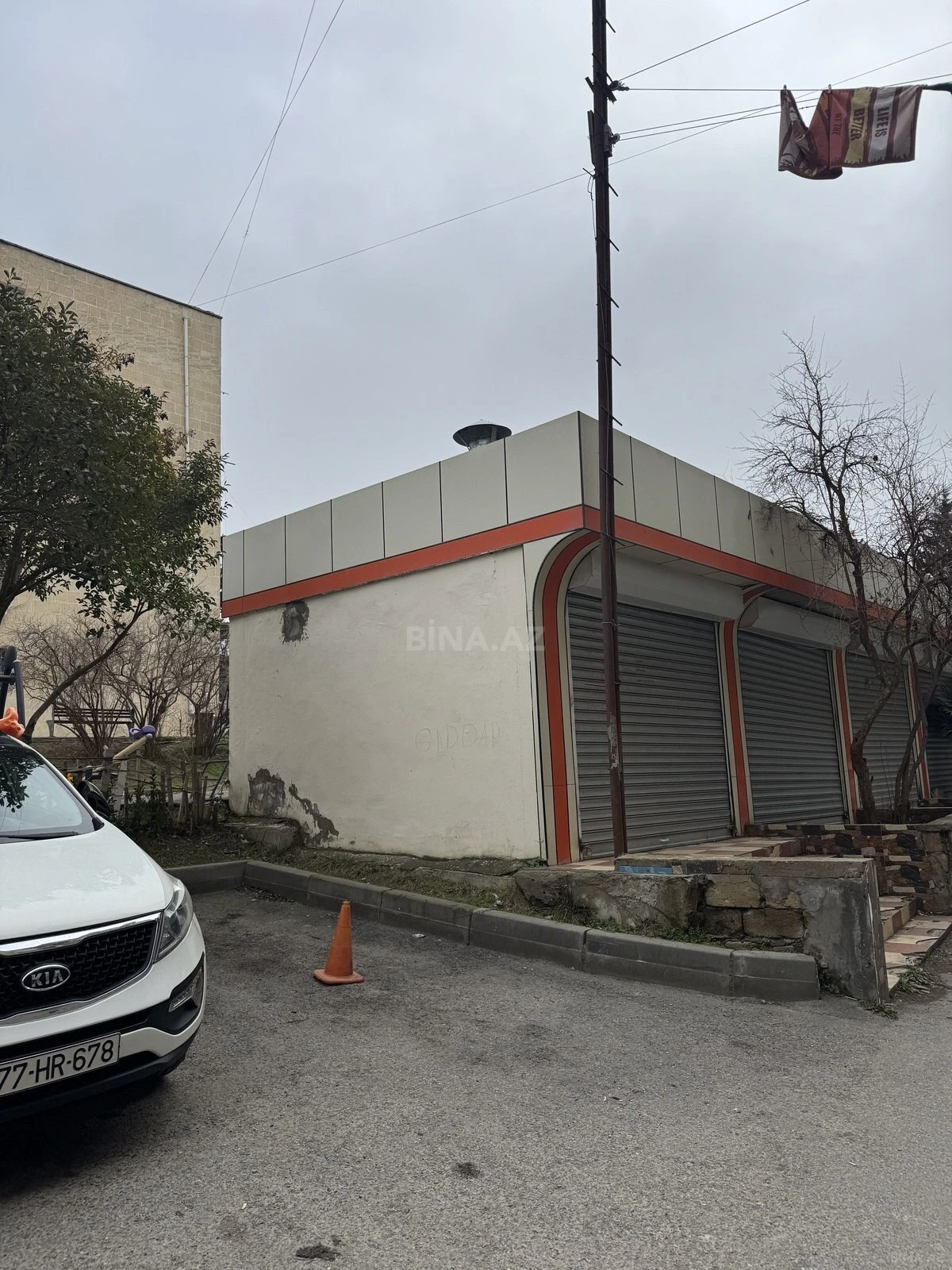 Satılır obyekt 65 m²