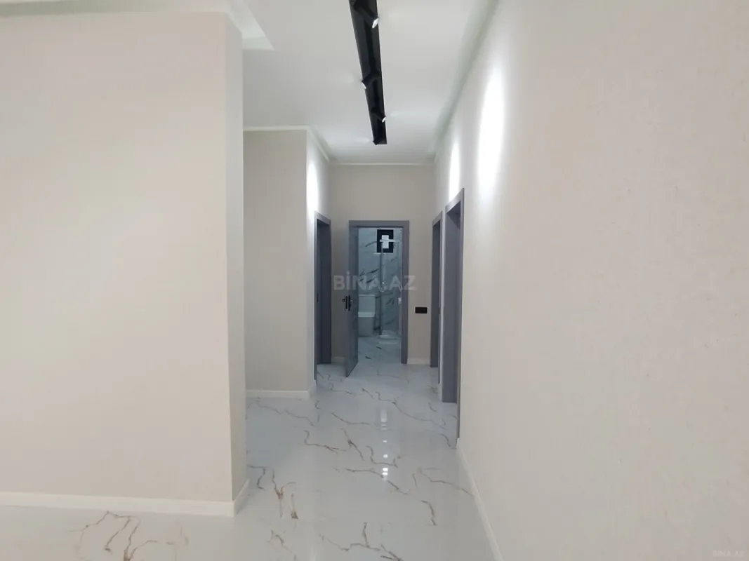 Satılır 5 otaqlı həyət evi 100 m²
