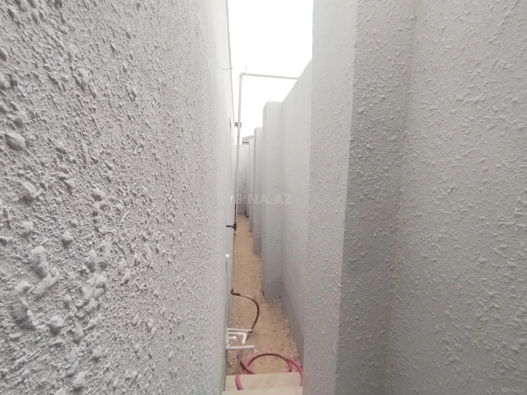 Satılır 5 otaqlı həyət evi 100 m²