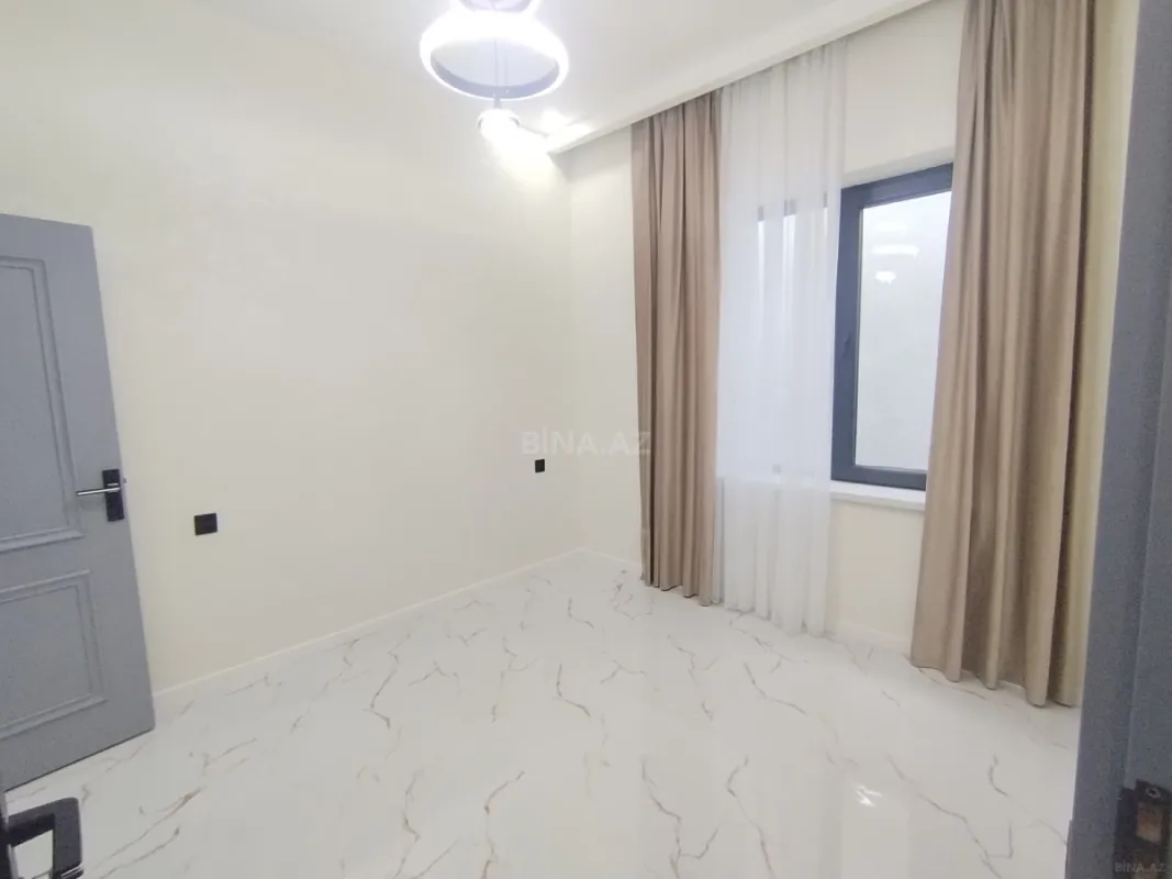 Satılır 5 otaqlı həyət evi 100 m²