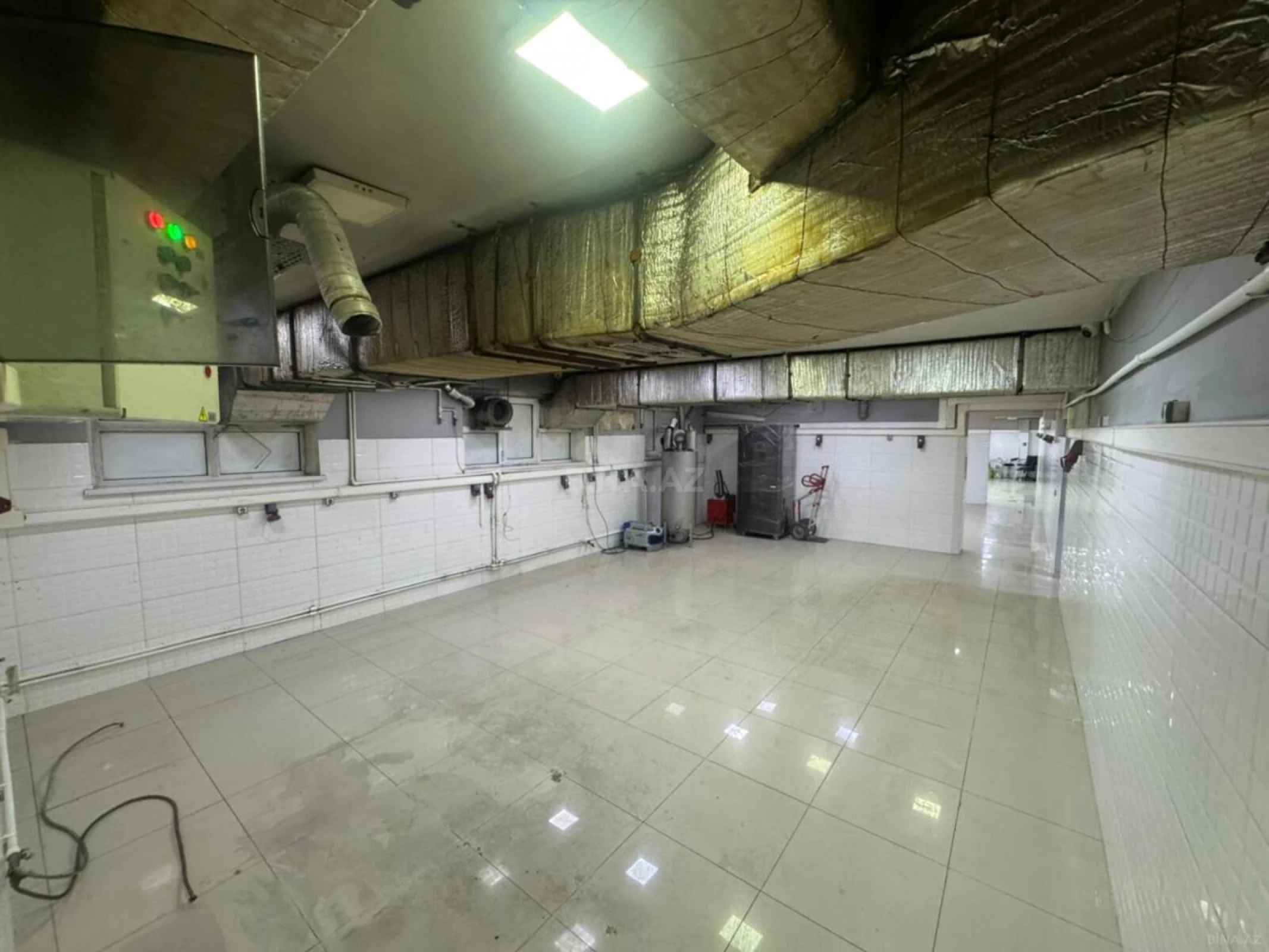 Kirayə verilir obyekt 520 m²