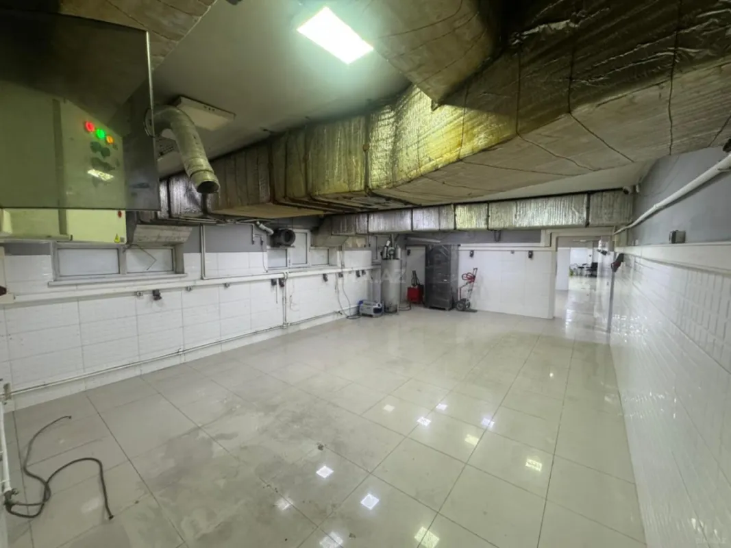 Kirayə verilir obyekt 520 m²