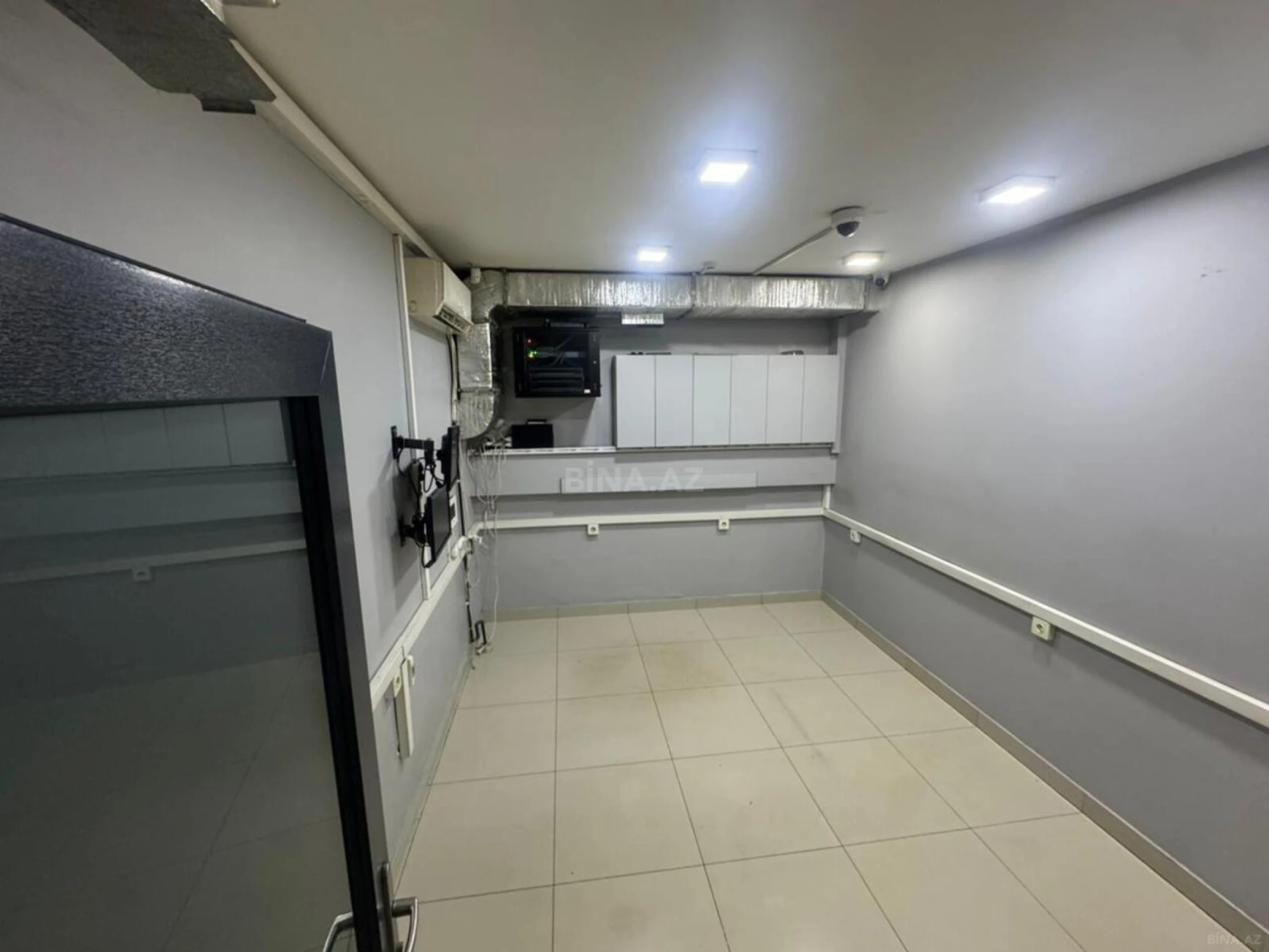 Kirayə verilir obyekt 520 m²