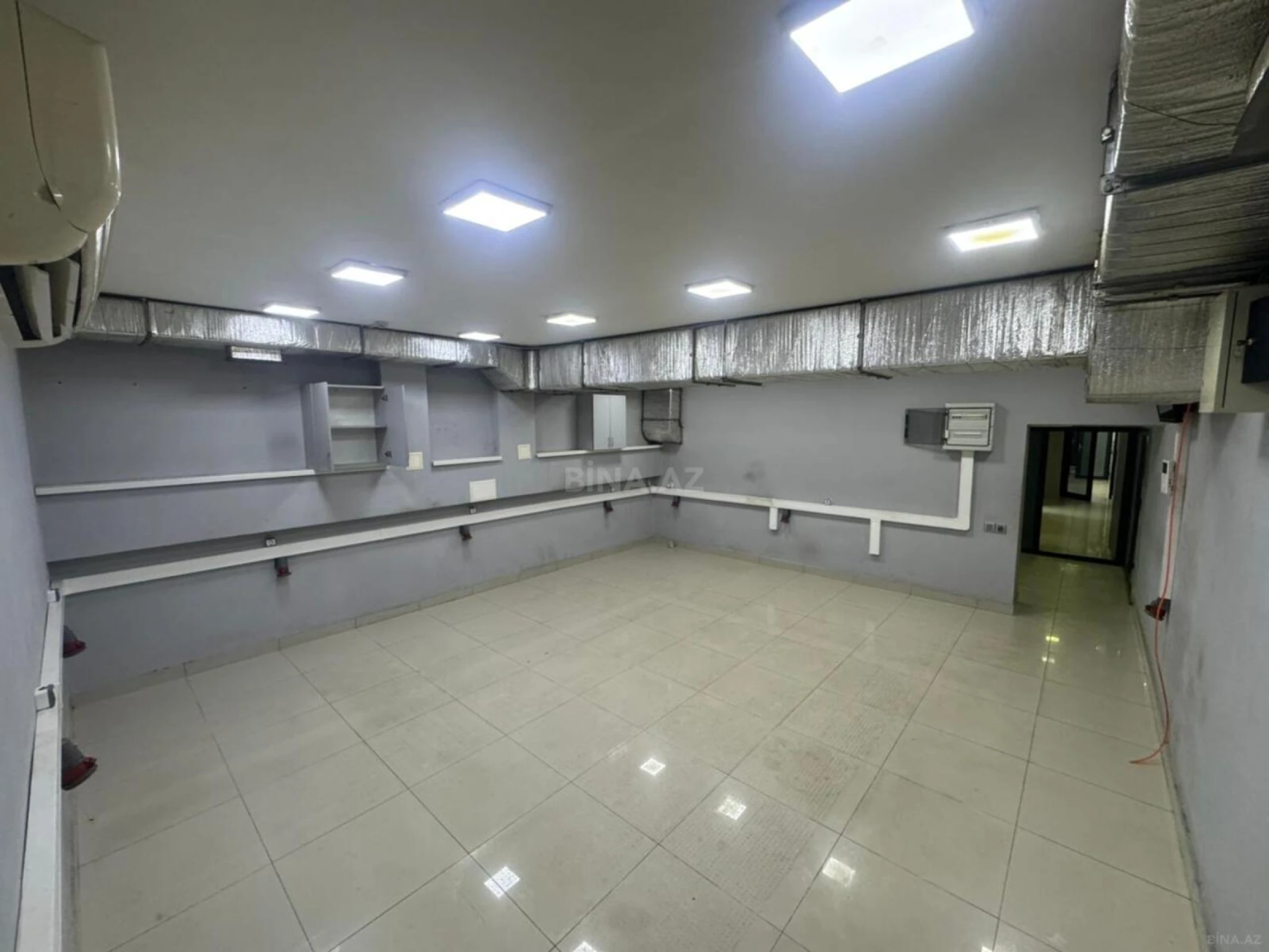 Kirayə verilir obyekt 520 m²