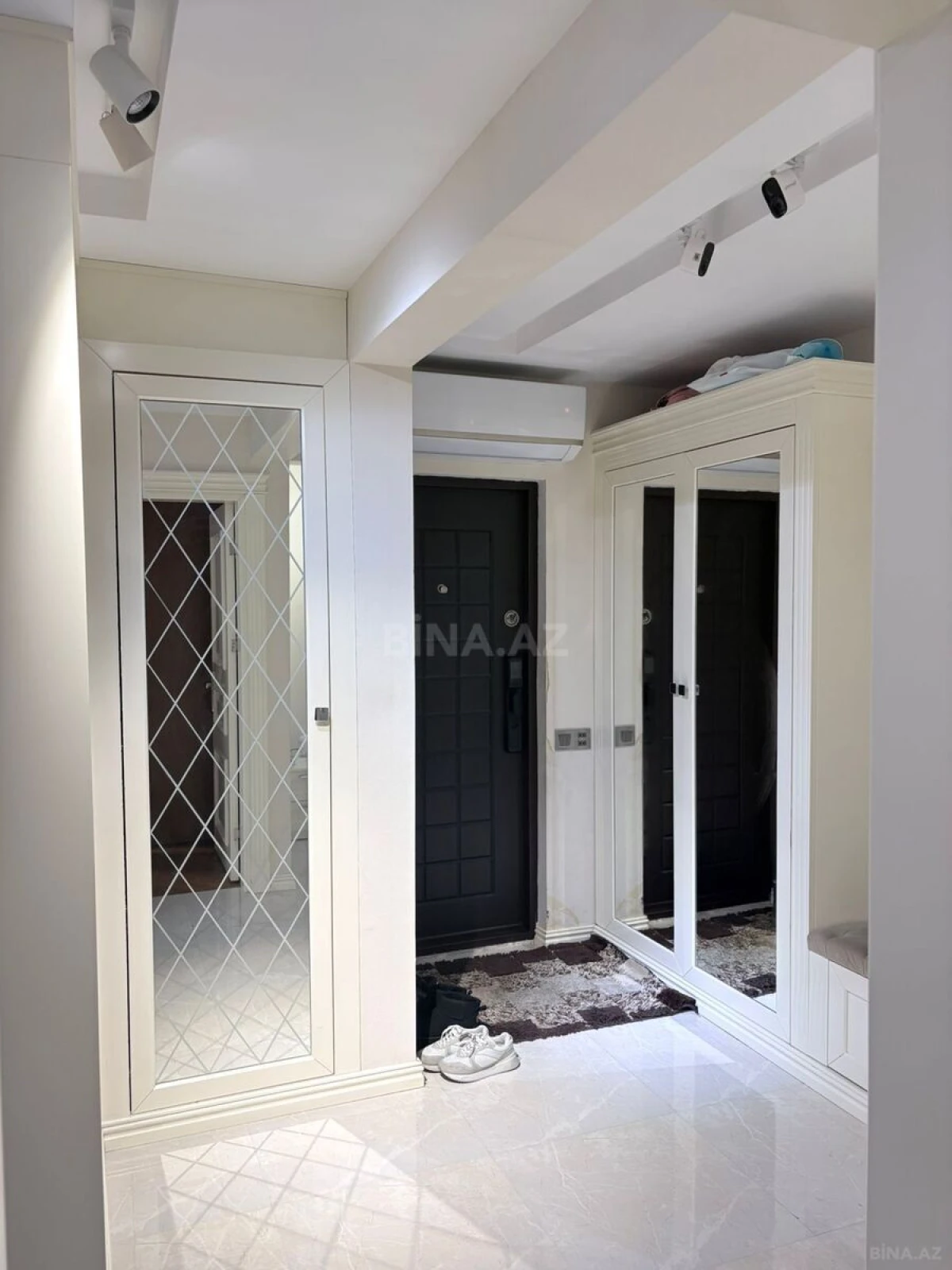 Satılır 3 otaqlı mənzil 80 m²