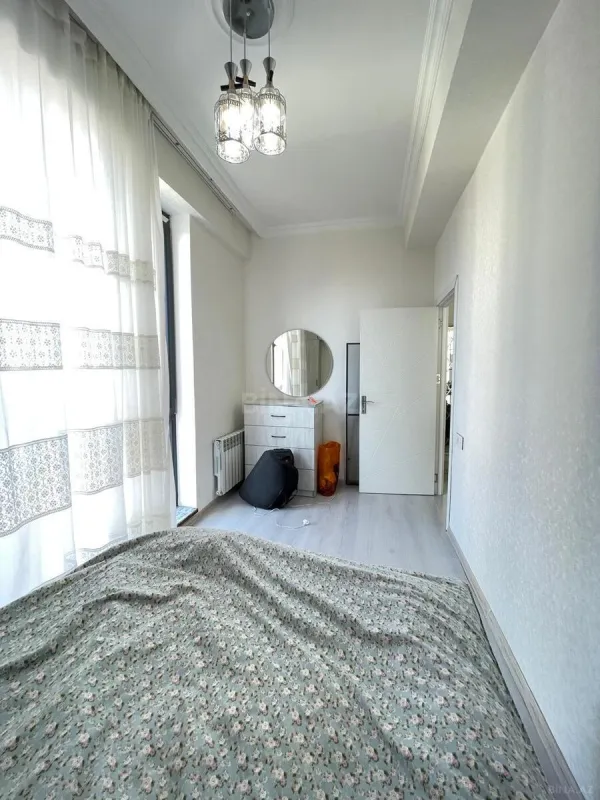 Satılır 2 otaqlı mənzil 35 m²