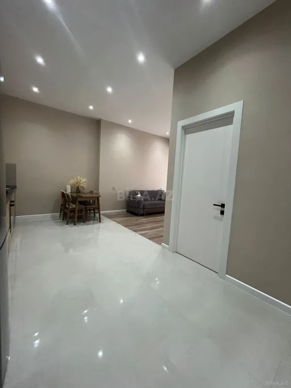 Satılır 2 otaqlı mənzil 72 m²