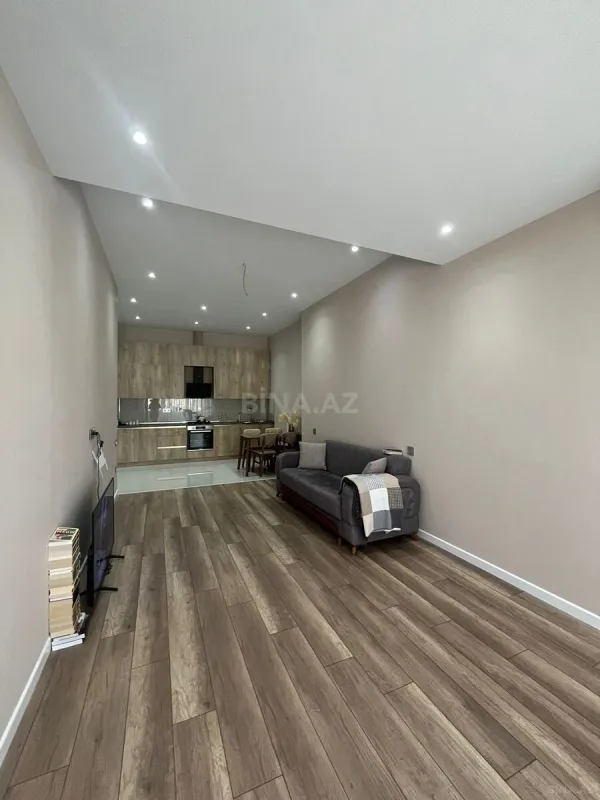 Satılır 2 otaqlı mənzil 72 m²