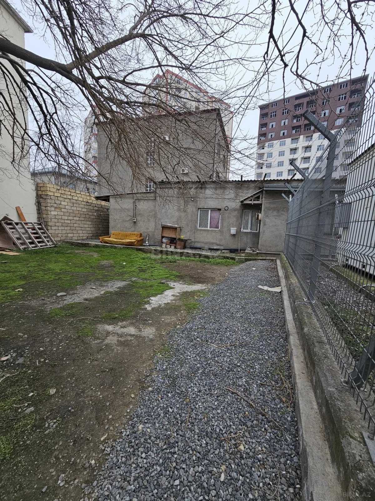 Satılır 6 otaqlı həyət evi 150 m²