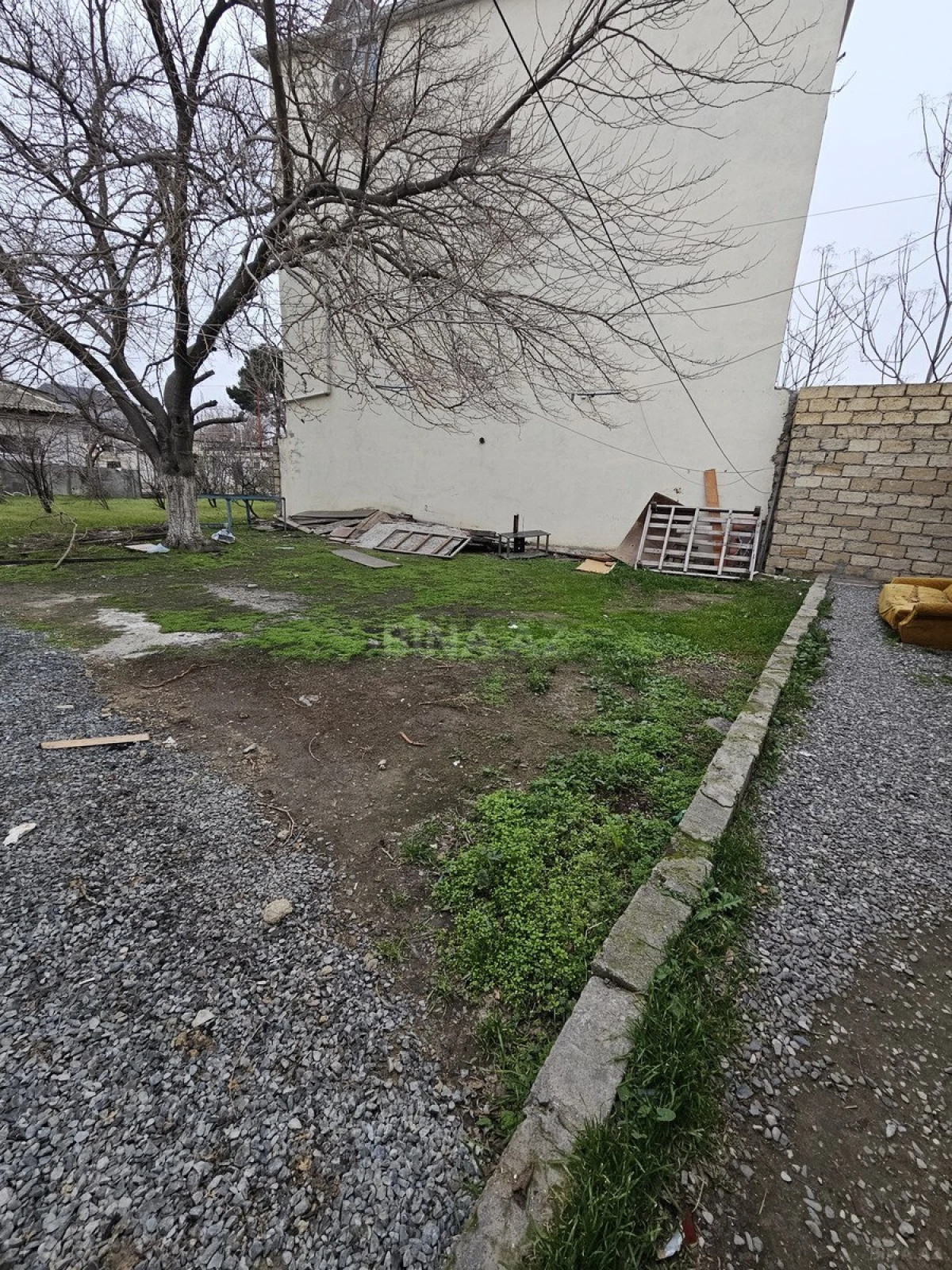 Satılır 6 otaqlı həyət evi 150 m²