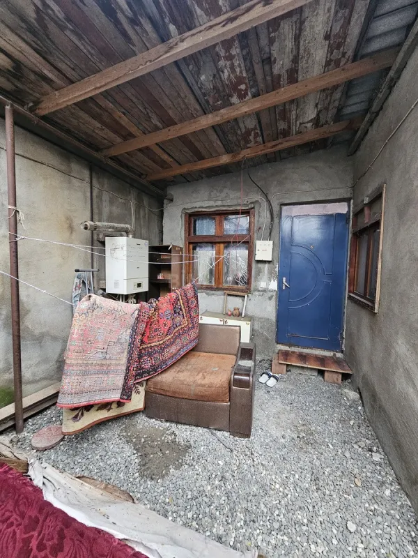 Satılır 6 otaqlı həyət evi 150 m²
