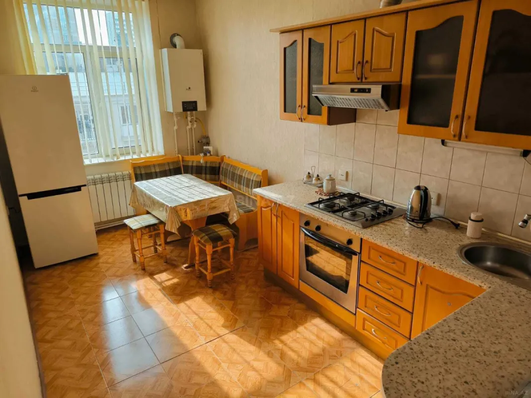 Kirayə verilir 2 otaqlı mənzil 55 m²