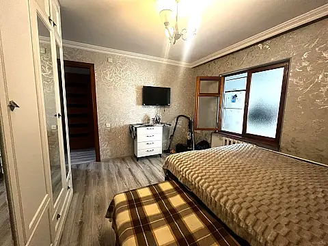 Satılır 3 otaqlı mənzil 75 m²