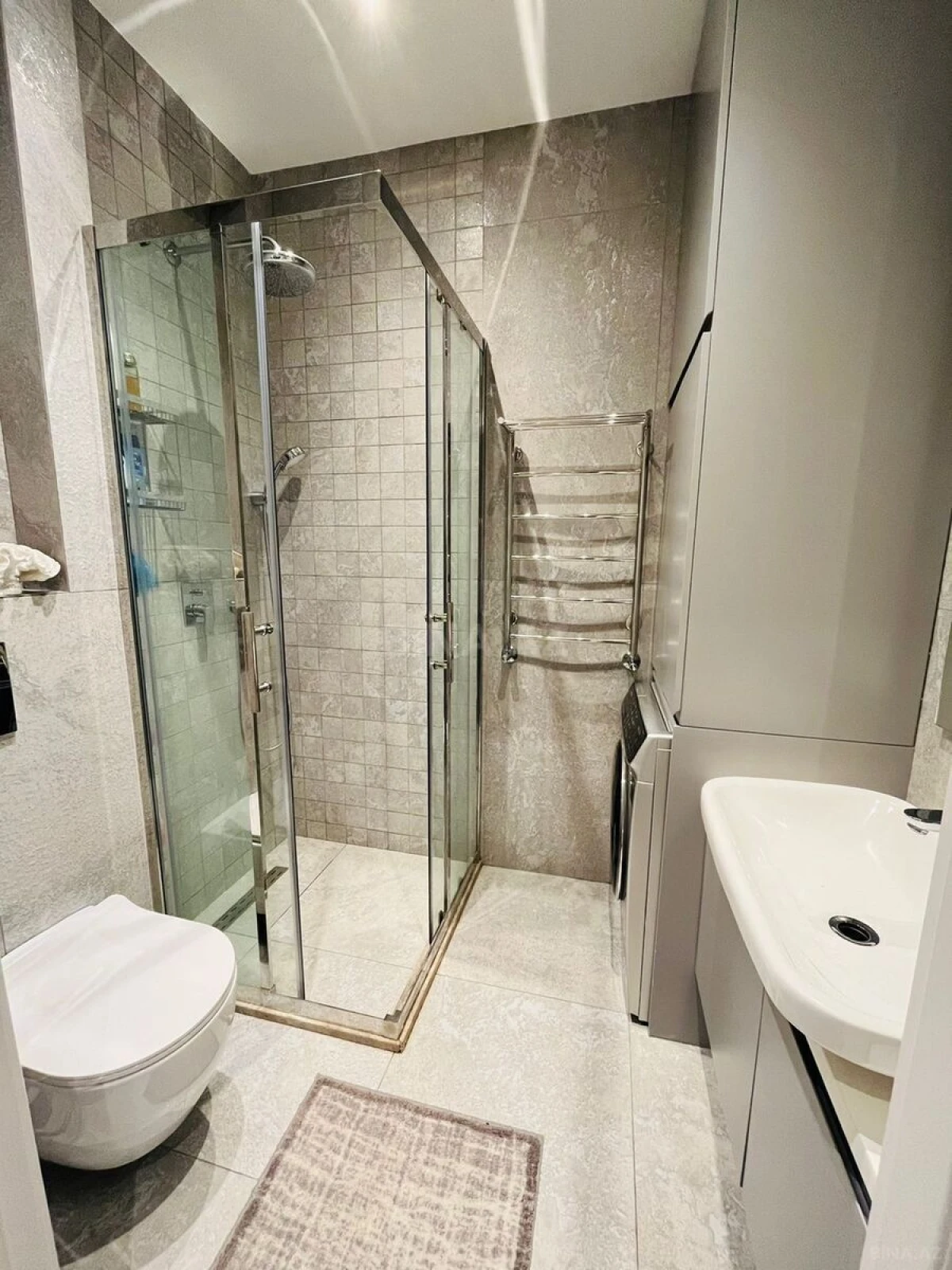 Satılır 3 otaqlı mənzil 148 m²