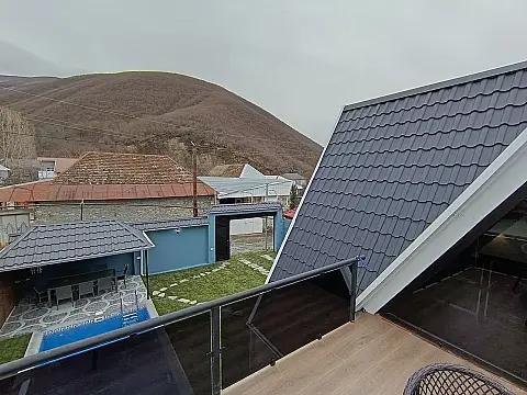 Kirayə verilir 4 otaqlı həyət evi 140 m²