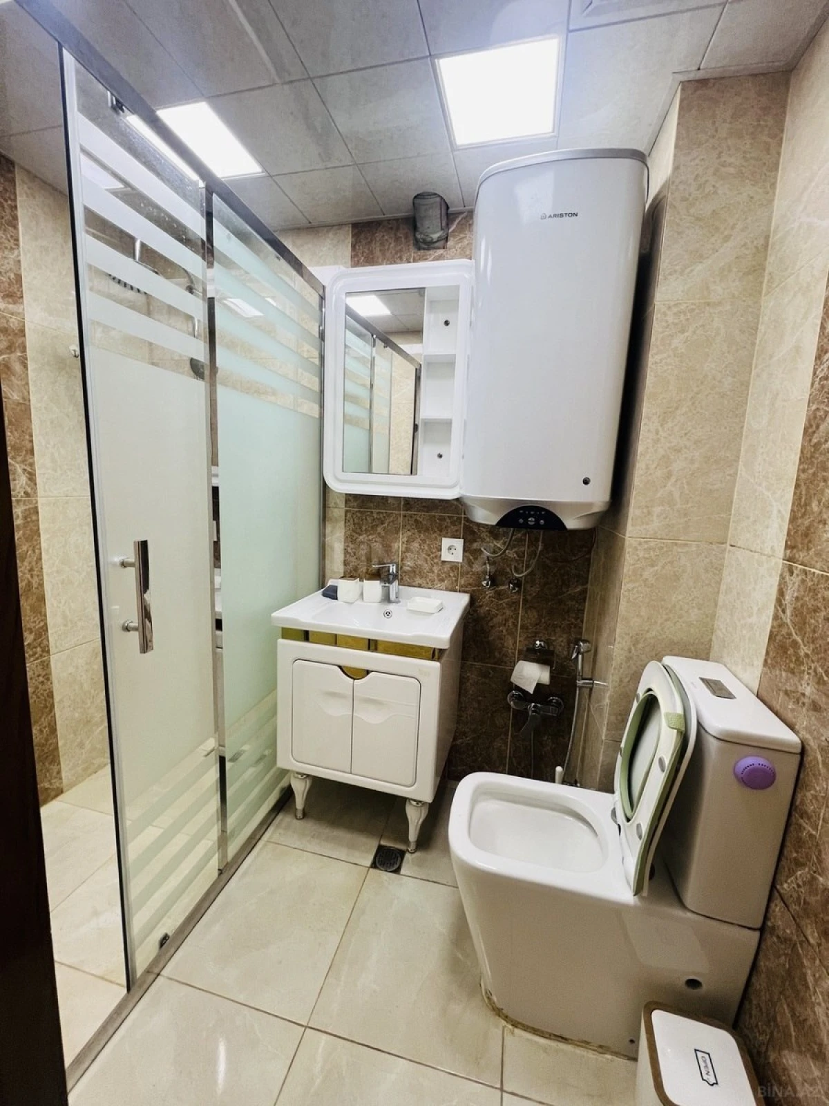 Kirayə verilir 2 otaqlı mənzil 55 m²