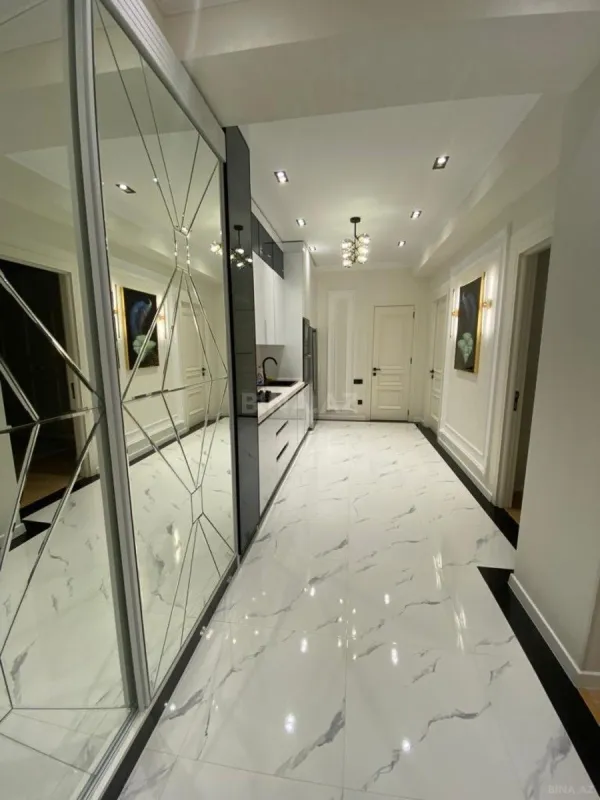 Satılır 3 otaqlı mənzil 97 m²