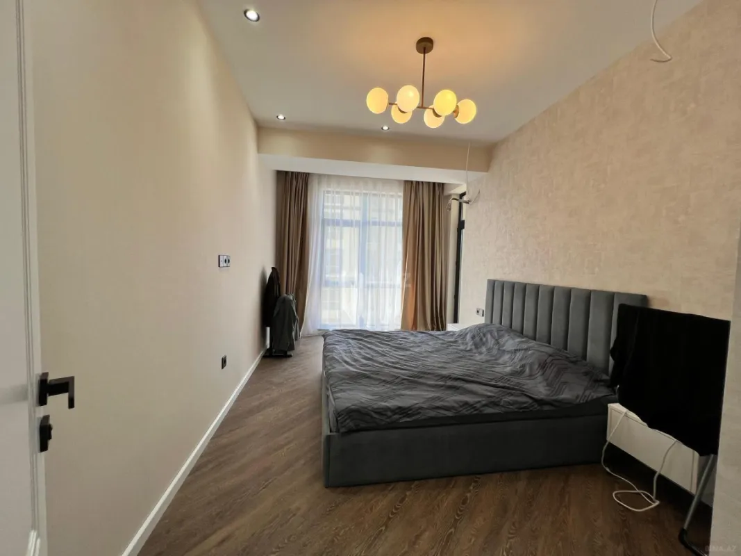 Satılır 3 otaqlı mənzil 71 m²