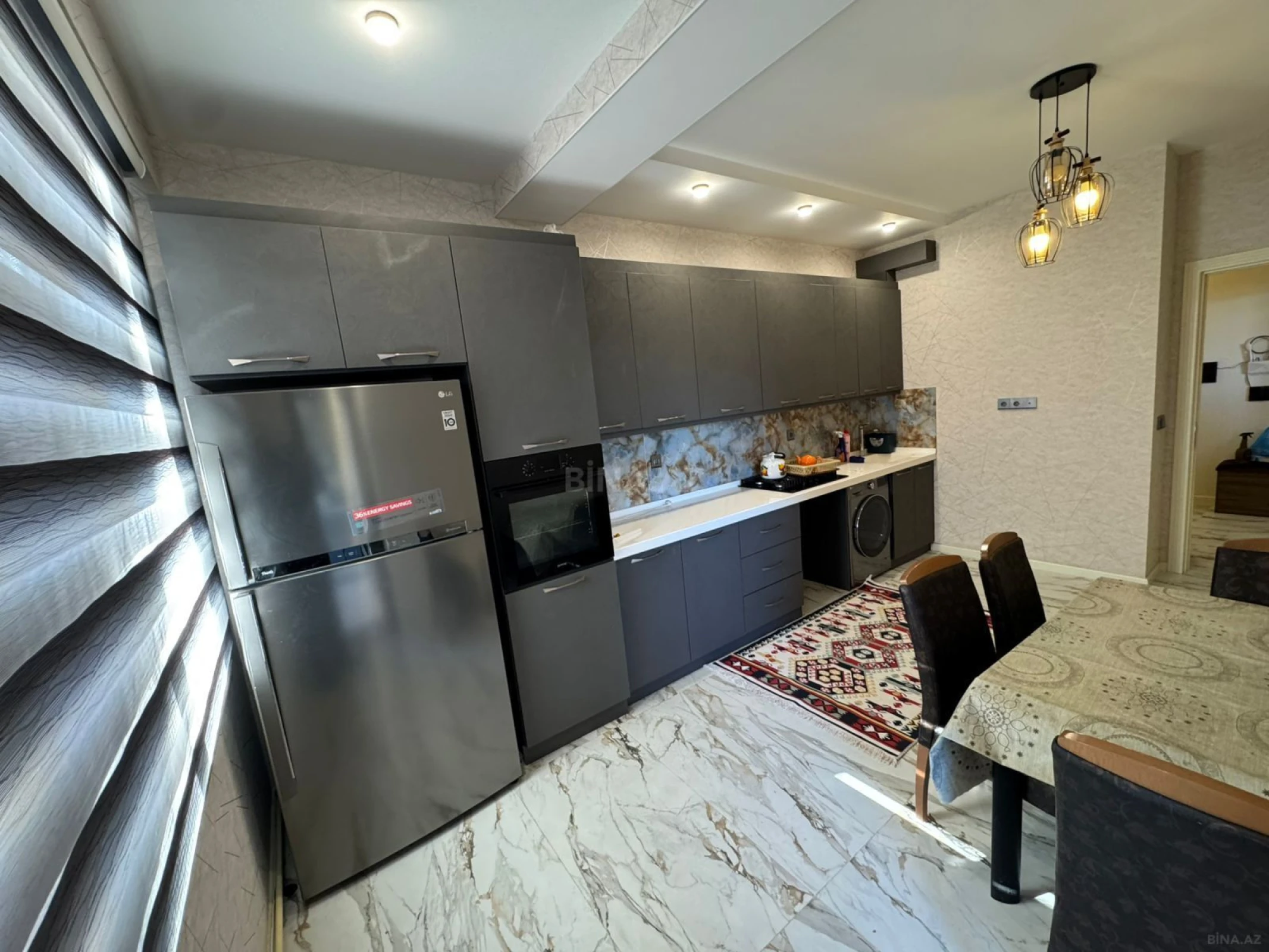 Kirayə verilir 2 otaqlı mənzil 100 m²