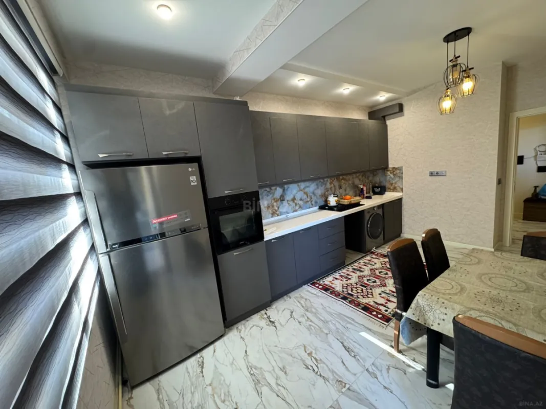 Kirayə verilir 2 otaqlı mənzil 100 m²