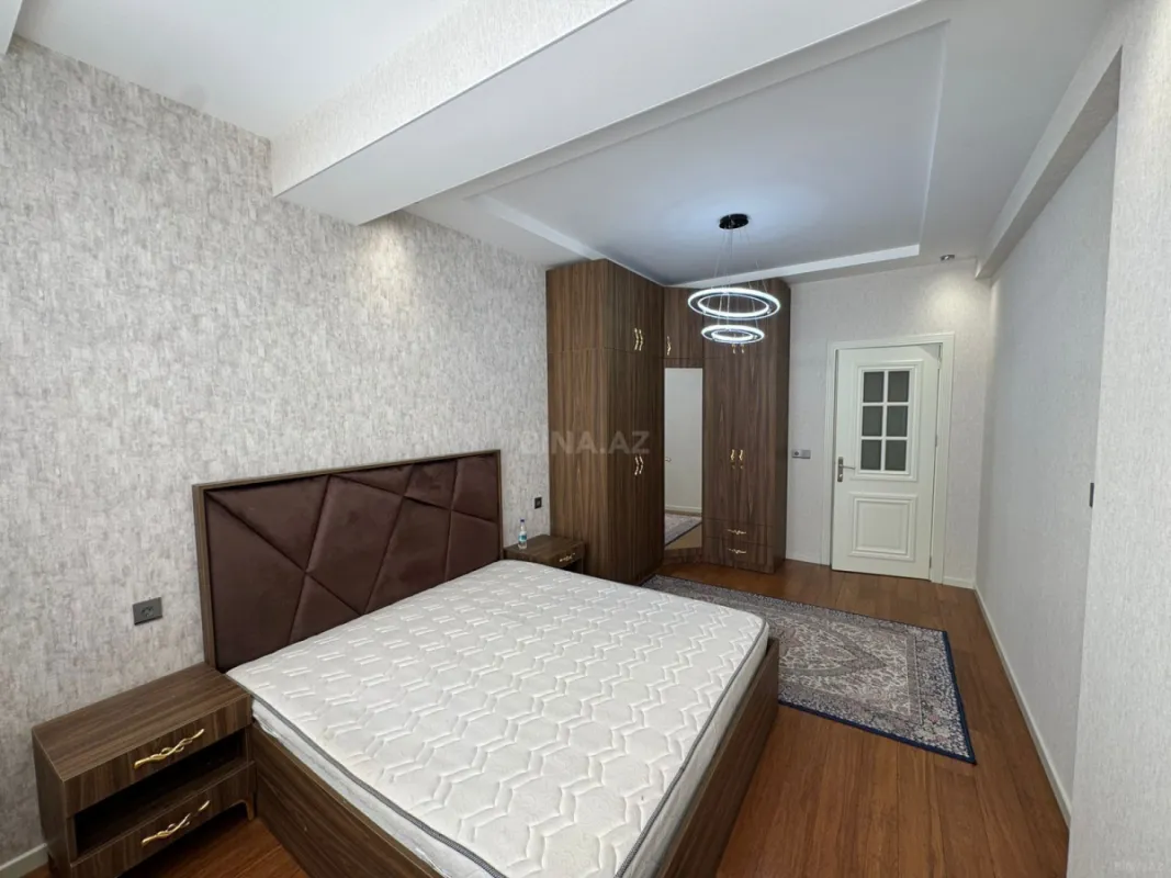Kirayə verilir 2 otaqlı mənzil 100 m²