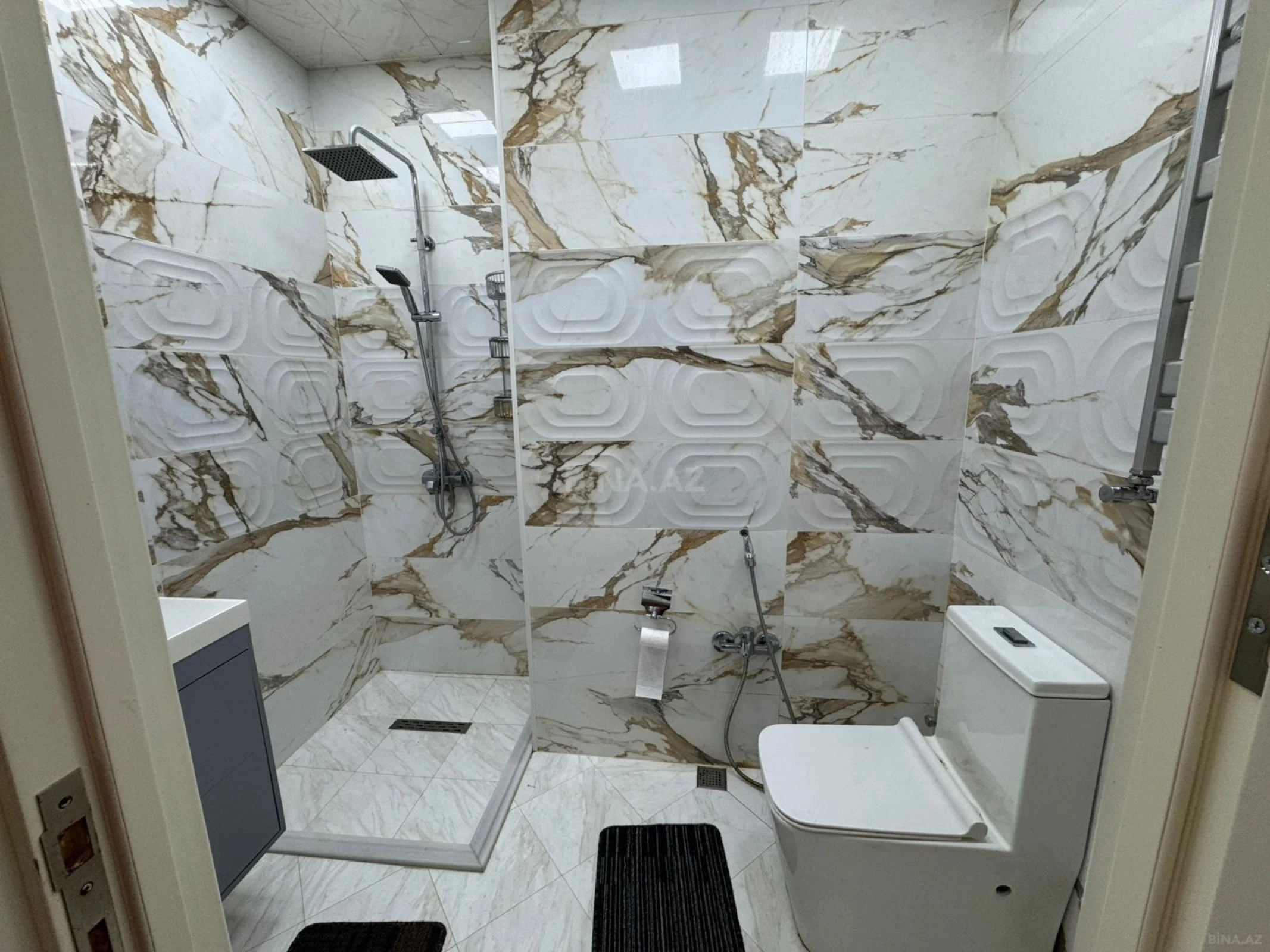 Kirayə verilir 2 otaqlı mənzil 100 m²