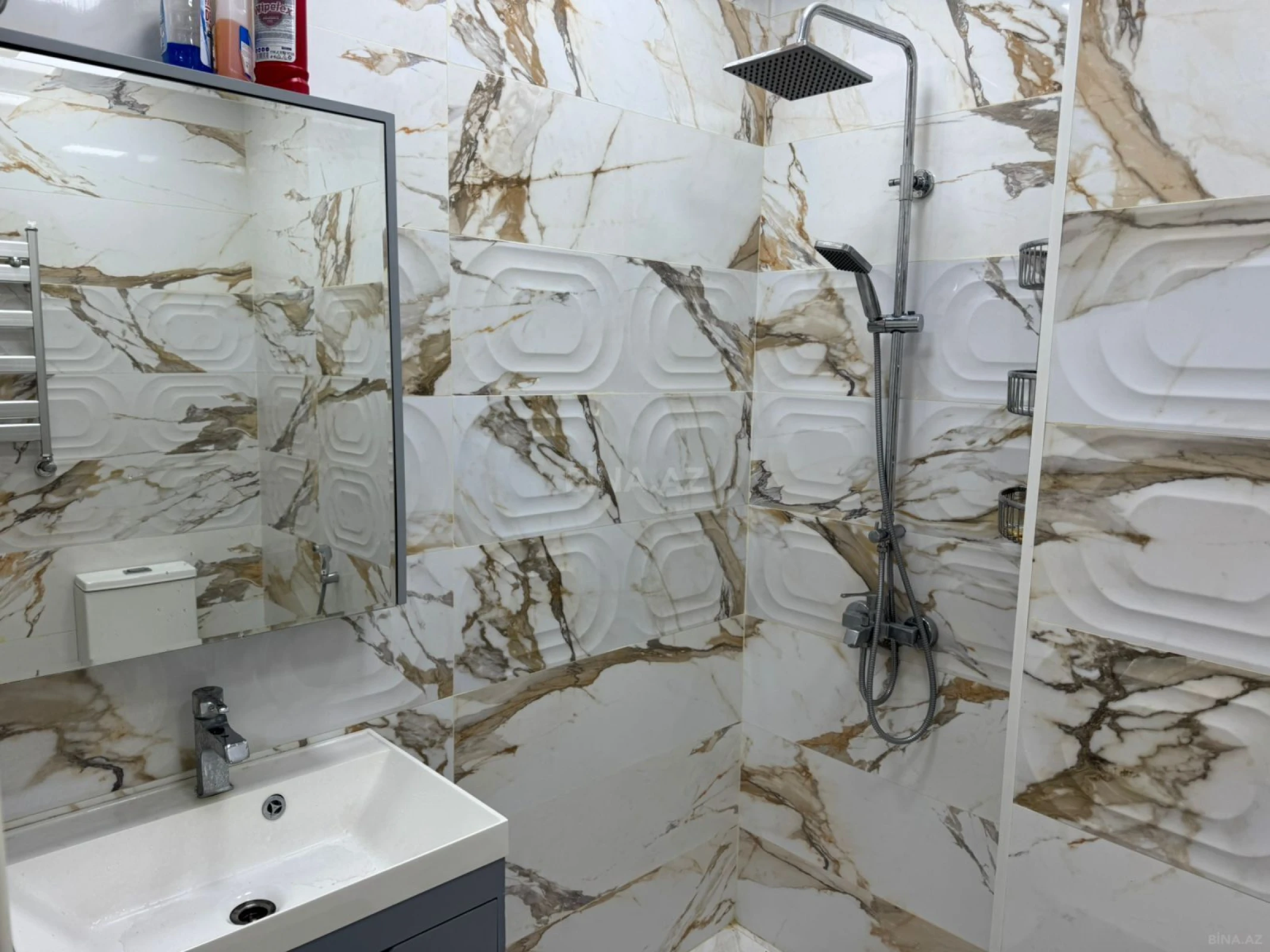 Kirayə verilir 2 otaqlı mənzil 100 m²